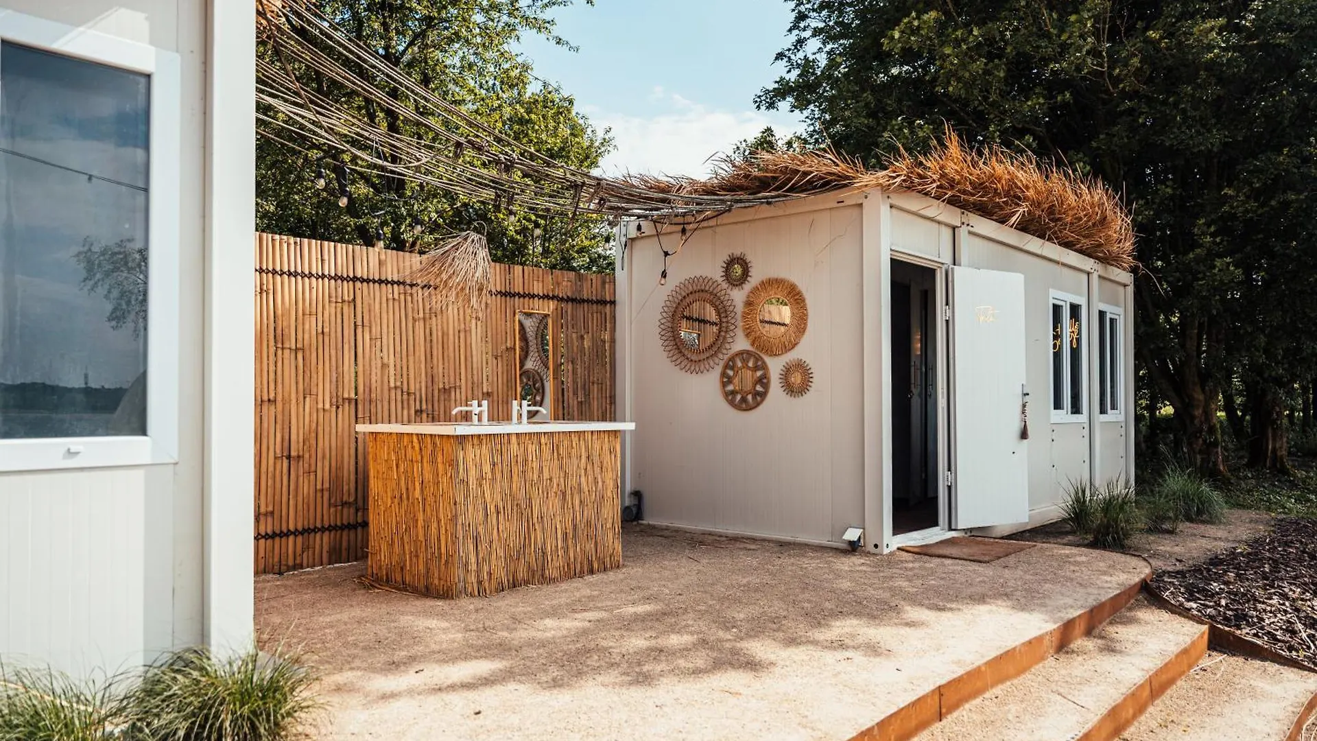 Glamping Blessed - Adult Only Hotel Best Netherlands